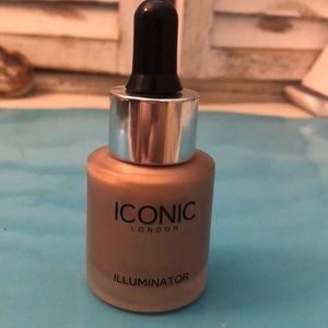 ICONIC London Illuminator